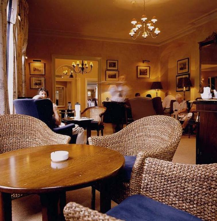 George Hotel By Greene King Inns Huntingdon Kültér fotó